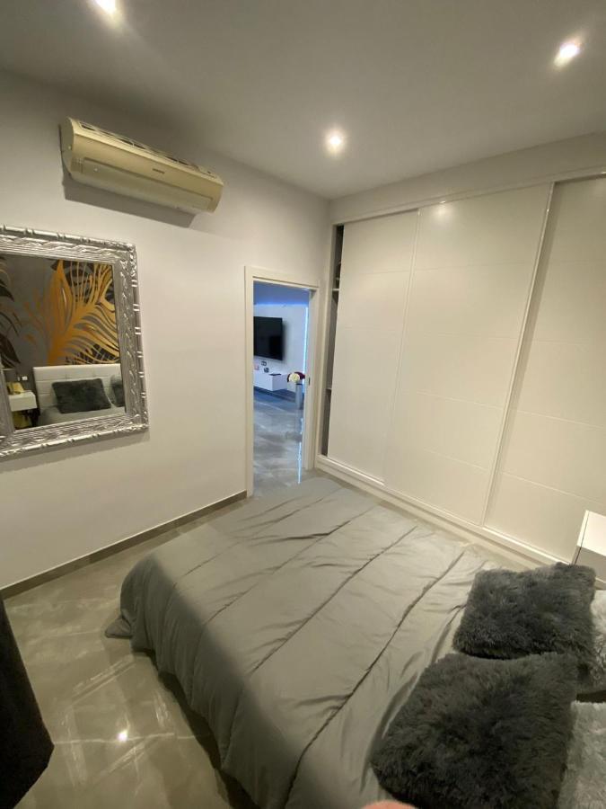 Apartamento Centrico ฟูเอนฮิโรลา ภายนอก รูปภาพ