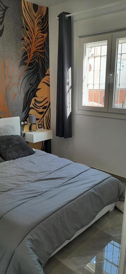 Apartamento Centrico ฟูเอนฮิโรลา ภายนอก รูปภาพ